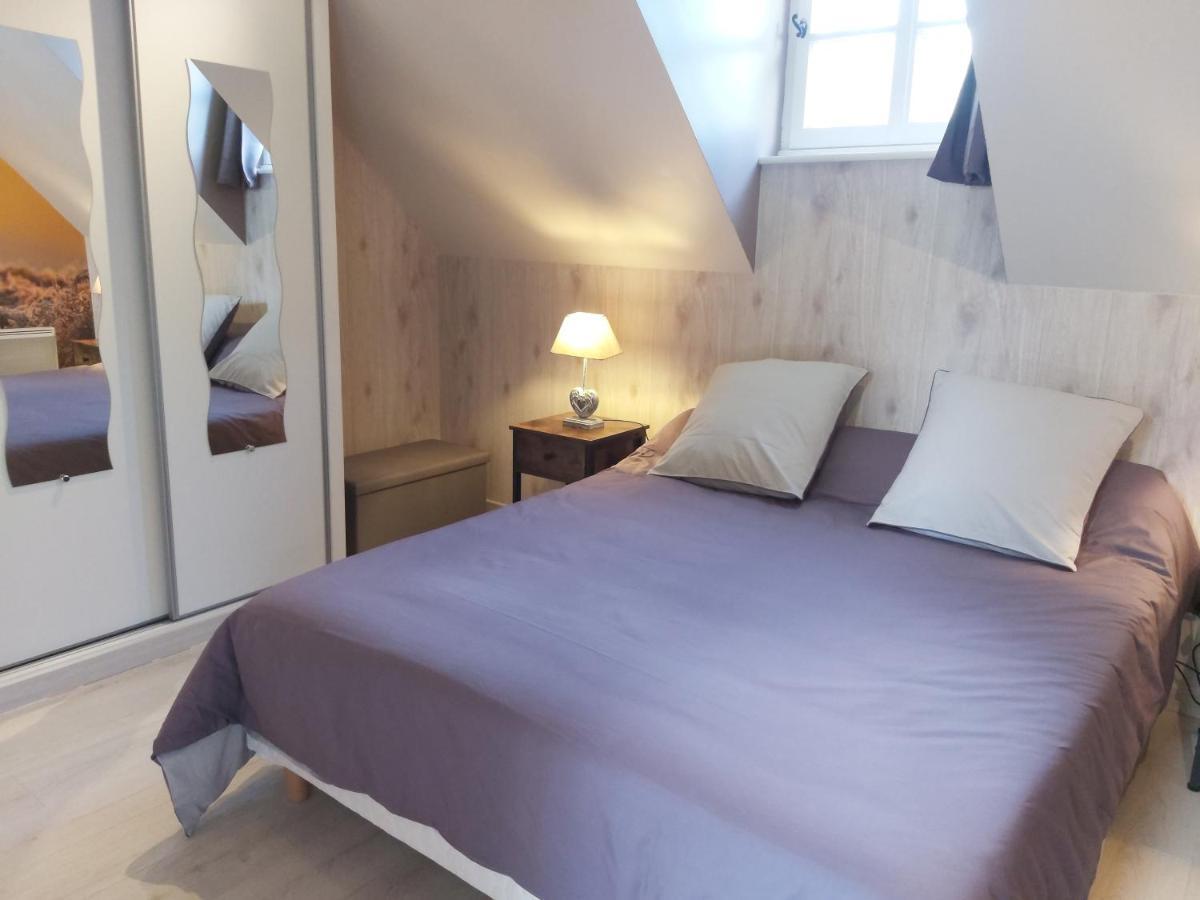 Le Bonheur Des Plumes Bed & Breakfast Montmartin-en-Graignes ภายนอก รูปภาพ