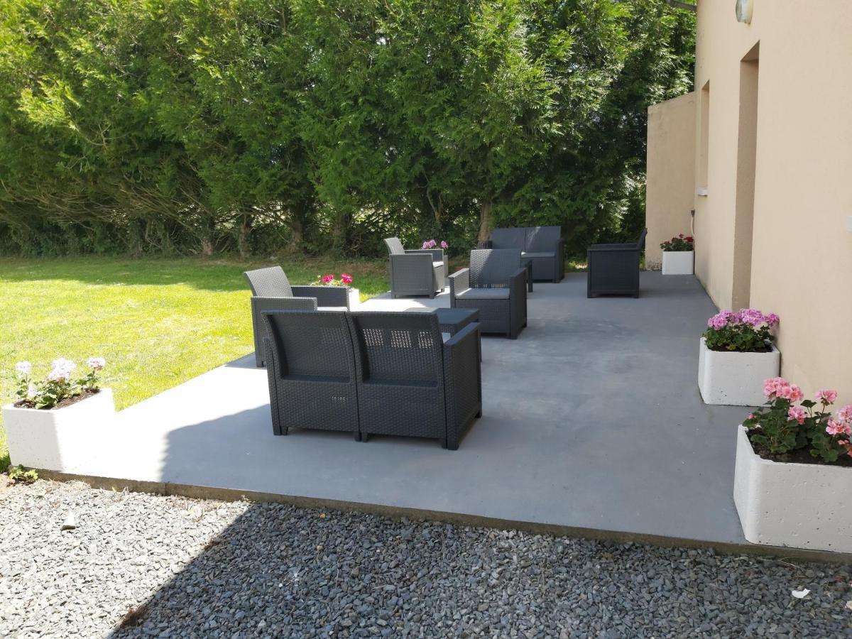 Le Bonheur Des Plumes Bed & Breakfast Montmartin-en-Graignes ภายนอก รูปภาพ