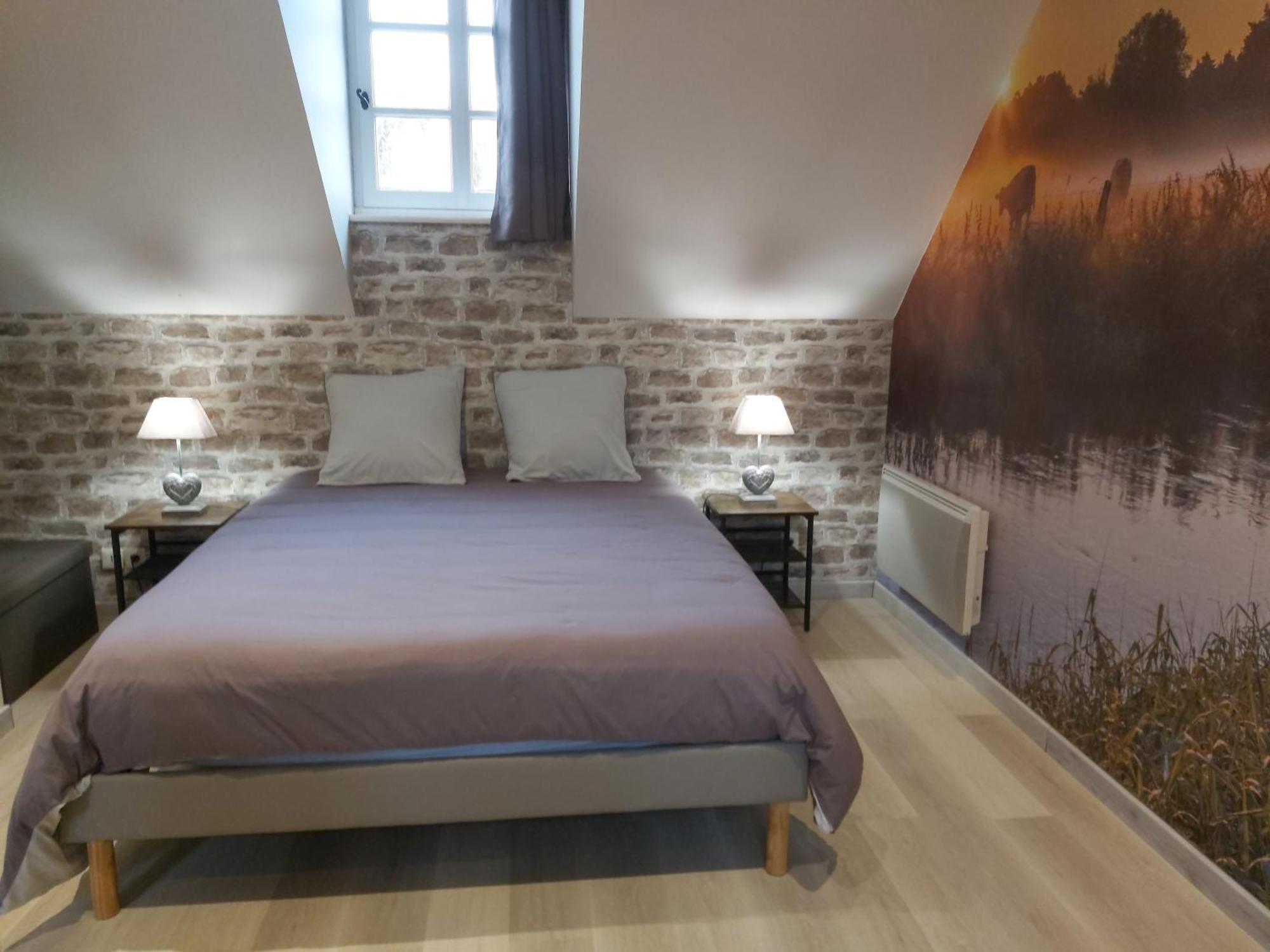 Le Bonheur Des Plumes Bed & Breakfast Montmartin-en-Graignes ภายนอก รูปภาพ