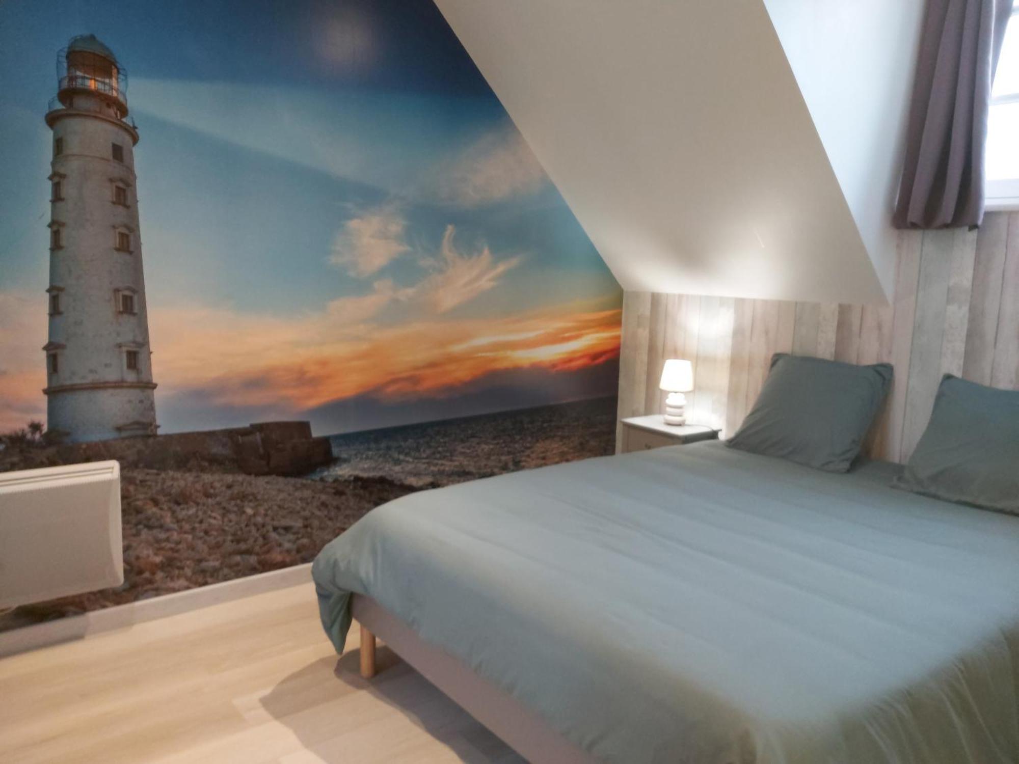 Le Bonheur Des Plumes Bed & Breakfast Montmartin-en-Graignes ภายนอก รูปภาพ